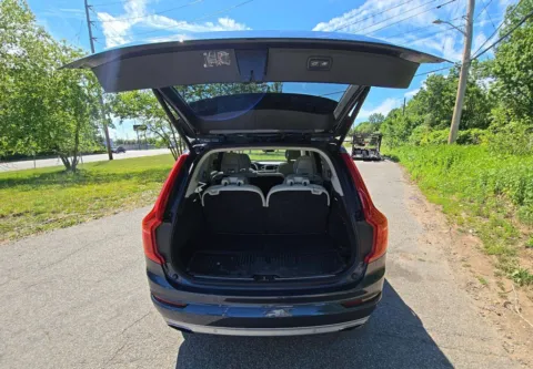More photos of 2021 Volvo XC90 T5 Momentum at Dream Work Automotive, NC