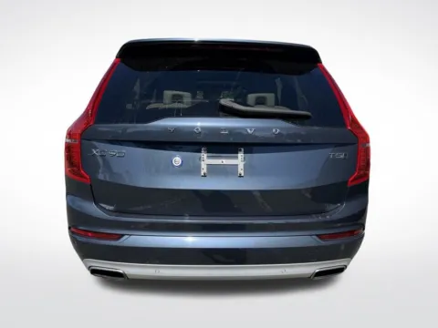 More photos of 2021 Volvo XC90 T5 Momentum at Dream Work Automotive, NC