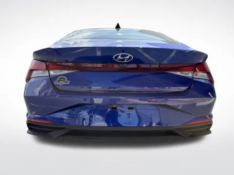 More photos of 2021 Hyundai Elantra SEL at Dream Work Automotive, NC