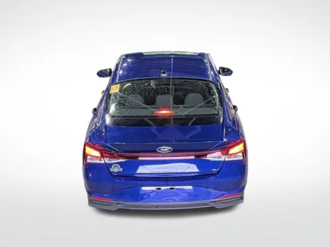 More photos of 2021 Hyundai Elantra SEL at Dream Work Automotive, NC