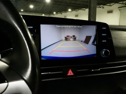 More photos of 2021 Hyundai Elantra SEL at Dream Work Automotive, NC