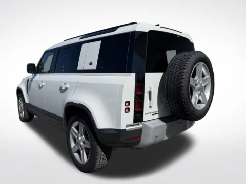 More photos of 2020 Land Rover Defender 110 SE at Dream Work Automotive, NC