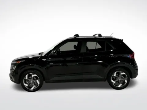 More photos of 2024 Hyundai Venue SEL at Dream Work Automotive, NC