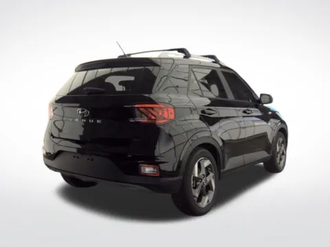 More photos of 2024 Hyundai Venue SEL at Dream Work Automotive, NC
