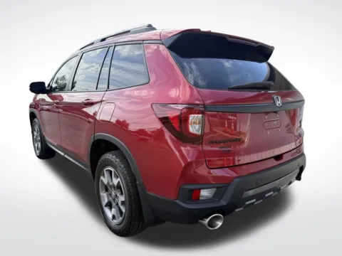 More photos of 2023 Honda Passport TrailSport at Dream Work Automotive, NC