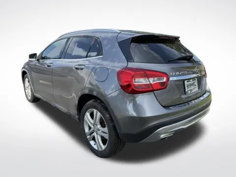 More photos of 2016 Mercedes-Benz GLA 250 at Dream Work Automotive, NC