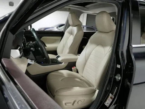 Another view of 2022 Toyota Highlander XLE for sale in Charlotte, NC at Dream Work Automotive