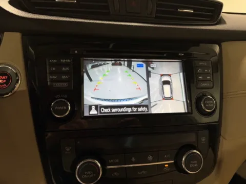 More photos of 2017 Nissan Rogue SL at Dream Work Automotive, NC