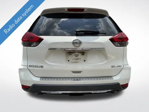 More photos of 2017 Nissan Rogue SL at Dream Work Automotive, NC