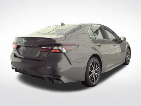 More photos of 2023 Toyota Camry SE at Dream Work Automotive, NC