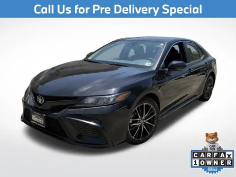 Black 2023 Toyota Camry SE for sale in Charlotte, NC