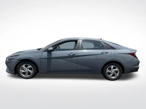 Another view of 2022 Hyundai Elantra SE for sale in Charlotte, NC at Dream Work Automotive