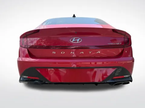 More photos of 2020 Hyundai Sonata Limited at Dream Work Automotive, NC