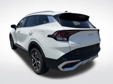 More photos of 2023 Kia Sportage Hybrid EX at Dream Work Automotive, NC