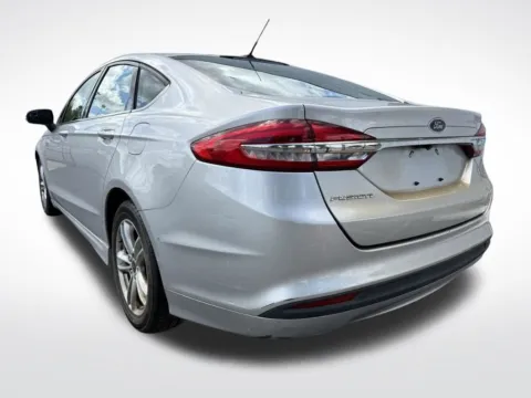 More photos of 2018 Ford Fusion SE at Dream Work Automotive, NC