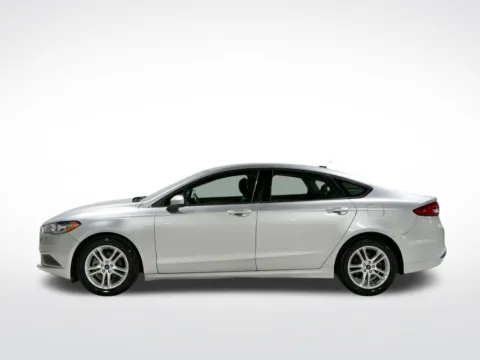 More photos of 2018 Ford Fusion SE at Dream Work Automotive, NC