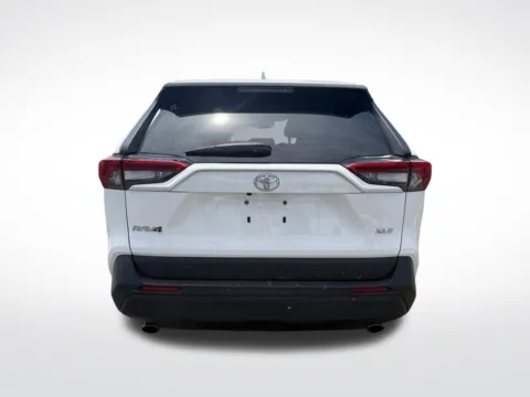 More photos of 2022 Toyota RAV4 XLE at Dream Work Automotive, NC