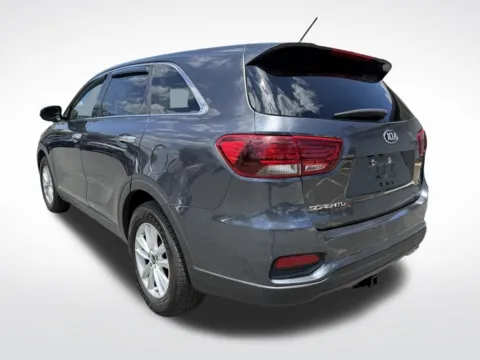 More photos of 2020 Kia Sorento LX at Dream Work Automotive, NC