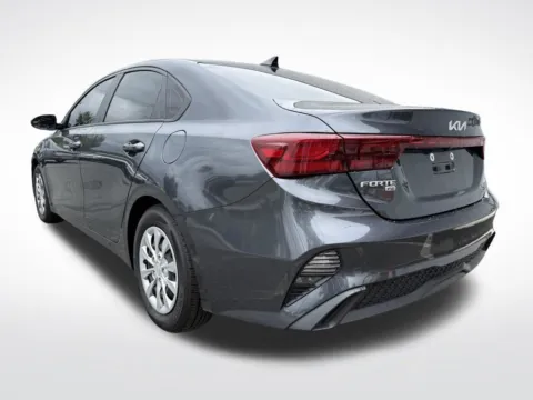 More photos of 2023 Kia Forte LX at Dream Work Automotive, NC