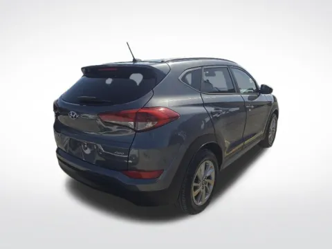 More photos of 2017 Hyundai Tucson SE at Dream Work Automotive, NC