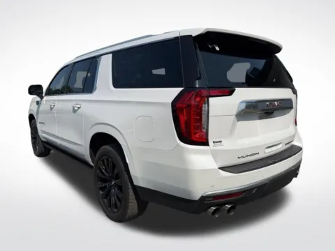 More photos of 2021 GMC Yukon XL Denali at Dream Work Automotive, NC