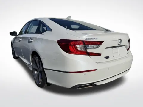 More photos of 2018 Honda Accord Touring at Dream Work Automotive, NC