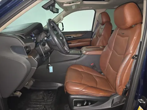More photos of 2020 Cadillac Escalade Luxury at Dream Work Automotive, NC