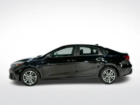 More photos of 2023 Kia Forte LXS at Dream Work Automotive, NC