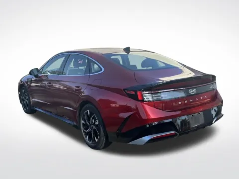 More photos of 2025 Hyundai Sonata SEL at Dream Work Automotive, NC
