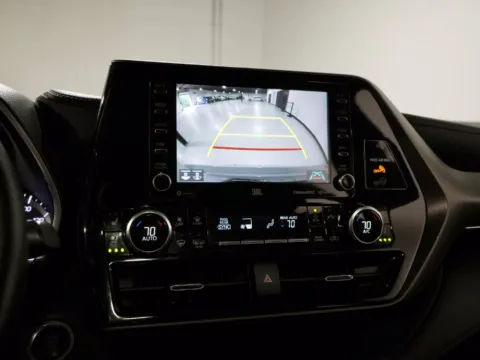 More photos of 2020 Toyota Highlander Limited at Dream Work Automotive, NC