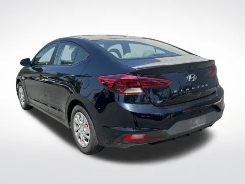 More photos of 2020 Hyundai Elantra SE at Dream Work Automotive, NC