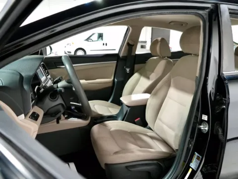 Another view of 2020 Hyundai Elantra SE for sale in Charlotte, NC at Dream Work Automotive
