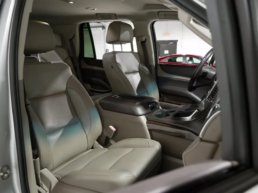 2019 Chevrolet Tahoe LT - Photo 24