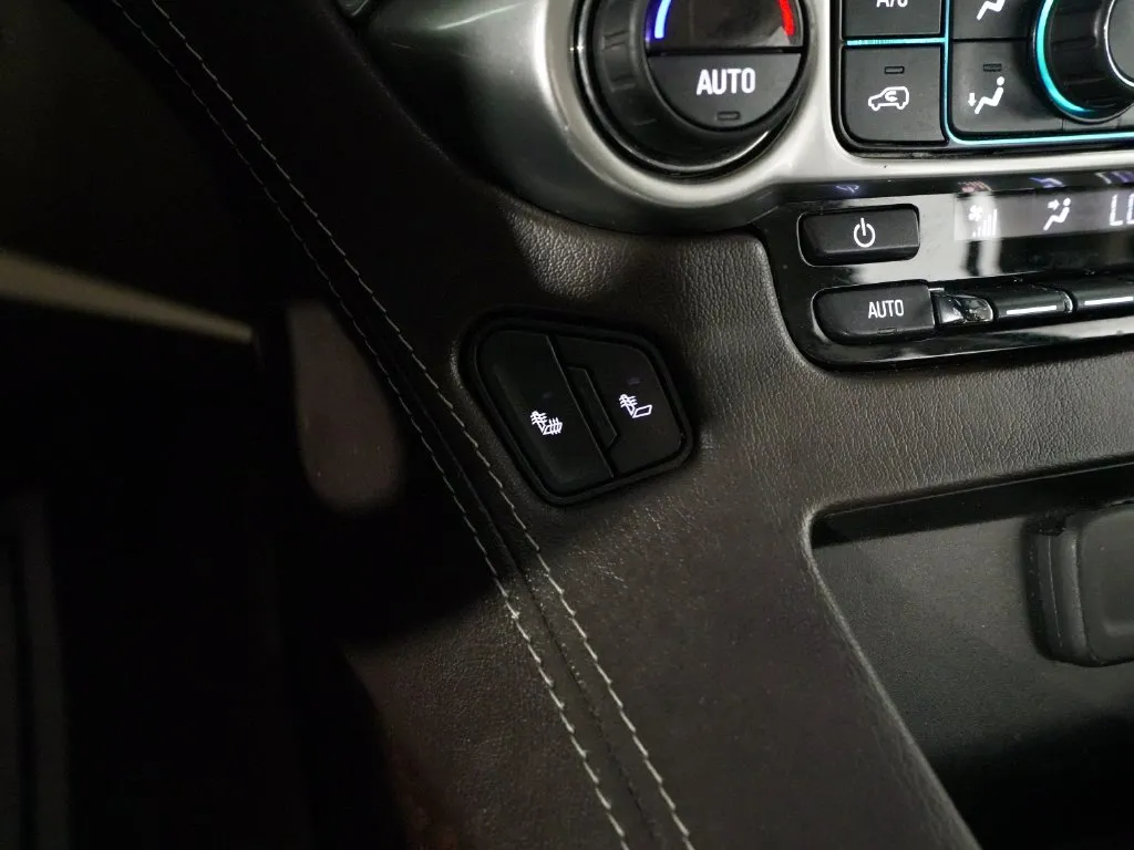 2019 Chevrolet Tahoe LT - Photo 23