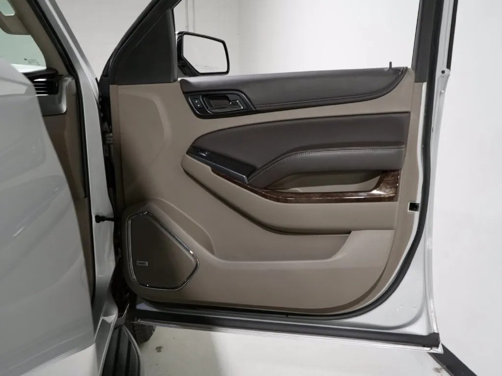 2019 Chevrolet Tahoe LT - Photo 26