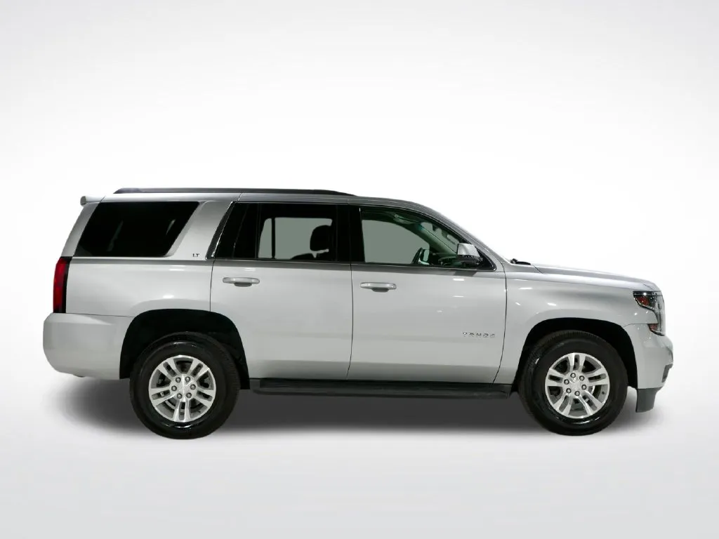2019 Chevrolet Tahoe LT - Photo 10