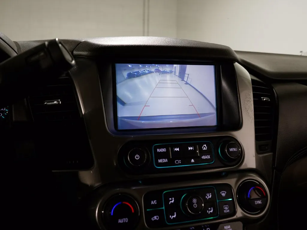 2019 Chevrolet Tahoe LT - Photo 5
