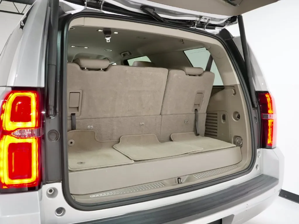 2019 Chevrolet Tahoe LT - Photo 9