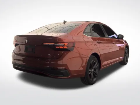 More photos of 2022 Volkswagen Jetta 1.5T SE at Dream Work Automotive, NC