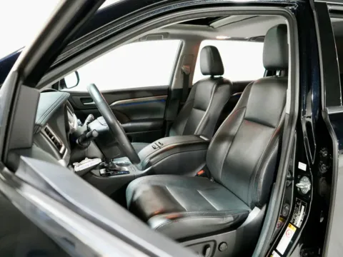 Another view of 2018 Toyota Highlander Limited for sale in Charlotte, NC at Dream Work Automotive