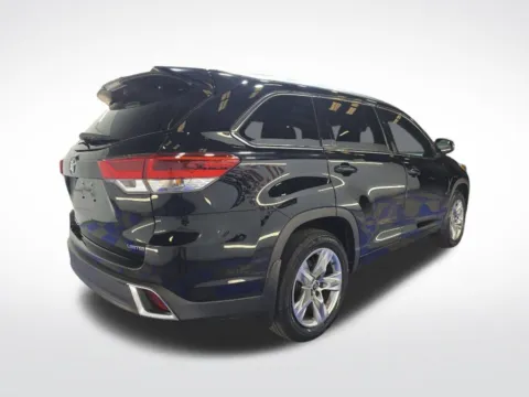 Another view of 2018 Toyota Highlander Limited for sale in Charlotte, NC at Dream Work Automotive