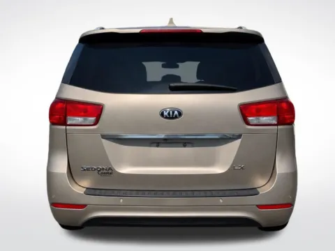 More photos of 2016 Kia Sedona LX at Dream Work Automotive, NC