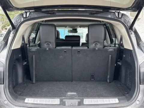 More photos of 2017 INFINITI QX60 at Dream Work Automotive, NC