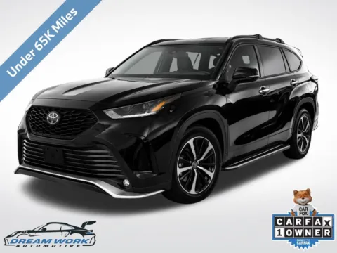 Black 2022 Toyota Highlander XSE for sale in Charlotte, NC