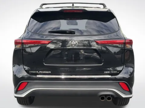 More photos of 2022 Toyota Highlander XSE at Dream Work Automotive, NC