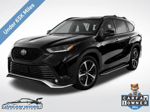 Black 2022 Toyota Highlander XSE for sale in Charlotte, NC