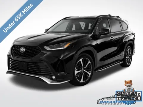 Black 2022 Toyota Highlander XSE for sale in Charlotte, NC