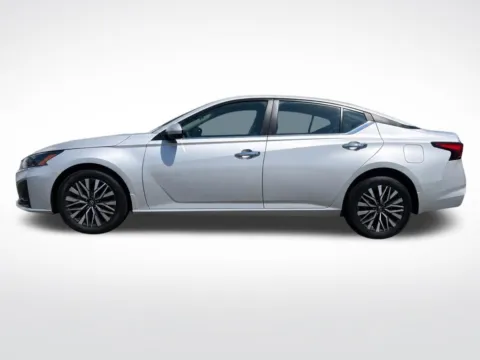 Another view of 2023 Nissan Altima 2.5 SV for sale in Charlotte, NC at Dream Work Automotive