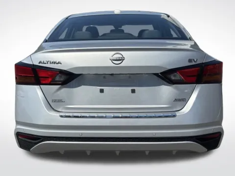 More photos of 2023 Nissan Altima 2.5 SV at Dream Work Automotive, NC