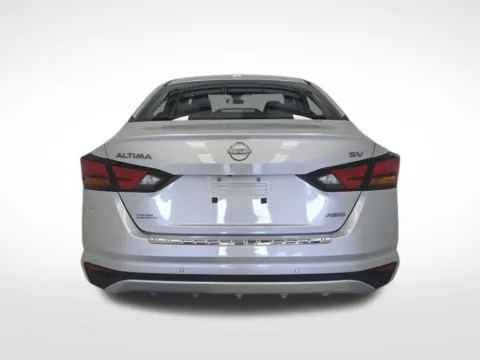 More photos of 2023 Nissan Altima 2.5 SV at Dream Work Automotive, NC